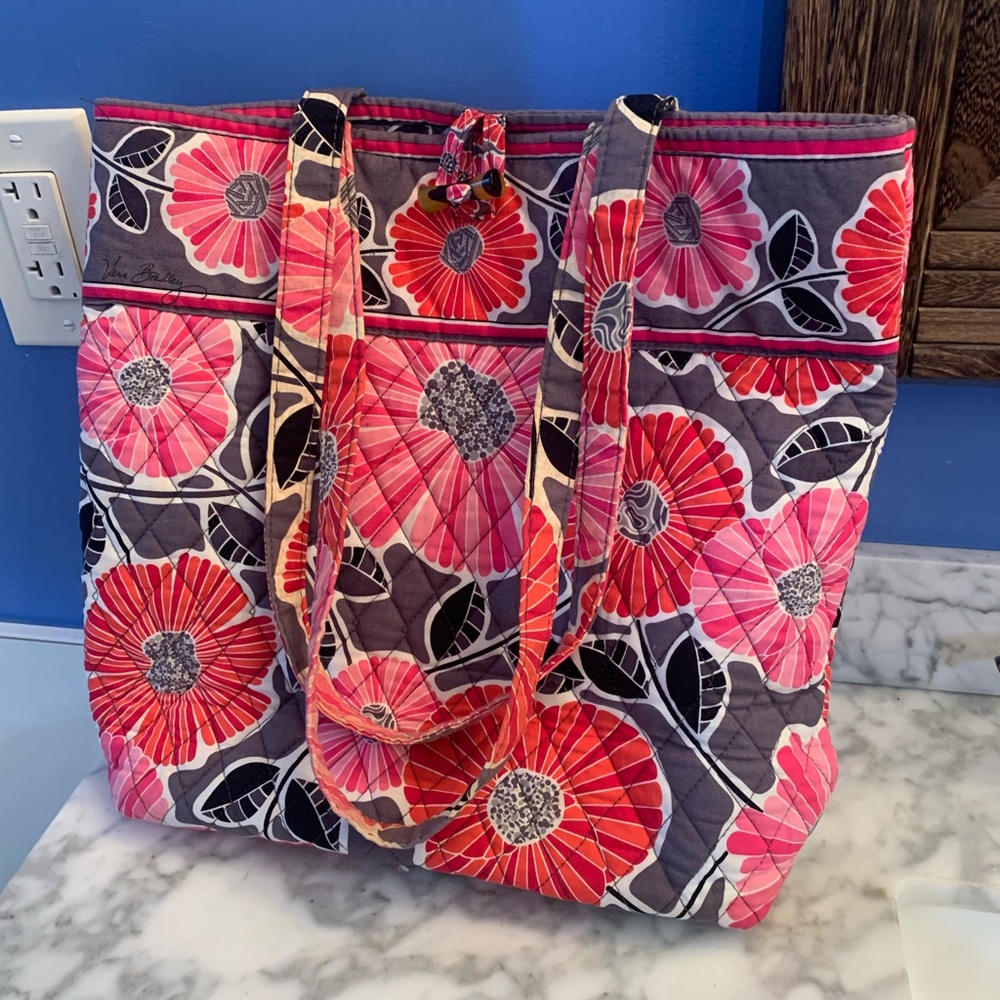 Vera Bradley (Retired) Cherry Blossoms Gray Multi Quilted Commuter Tote 16X14
